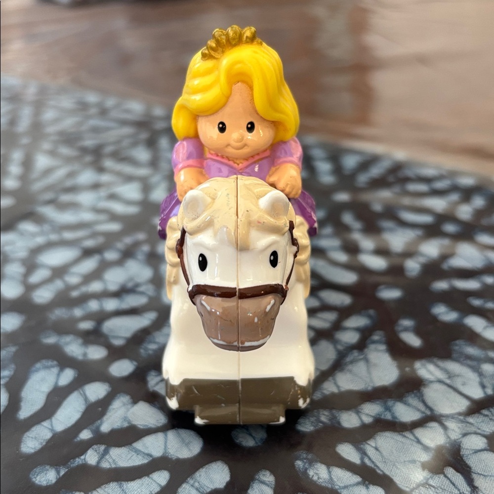 KlipKlop horse